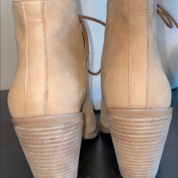 π Kelsie Dagger Brooklyn Jensen Suede Ankle Boot - Picture 4 of 4